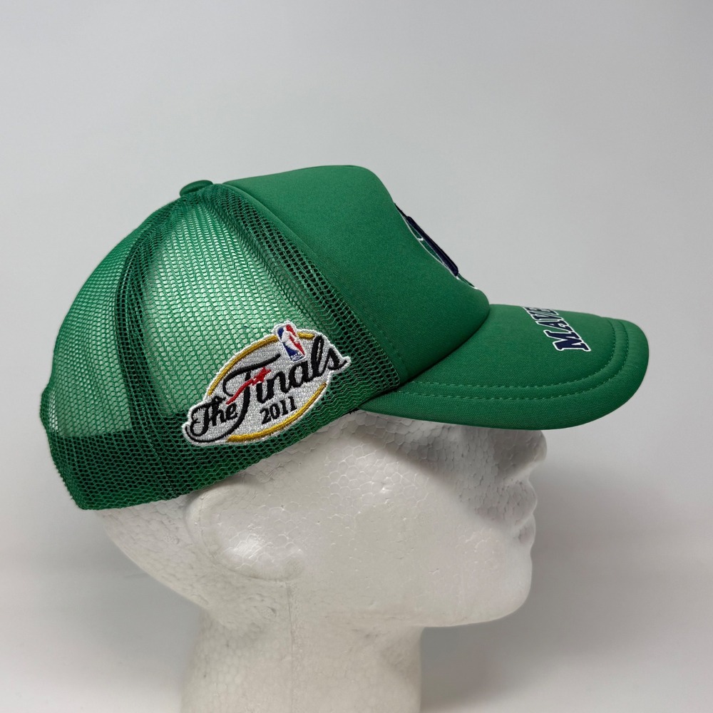 Mitchell & Ness Dallas Mavericks 2011 NBA Finals Trucker Hat Green Snapback - Picture 3 of 9